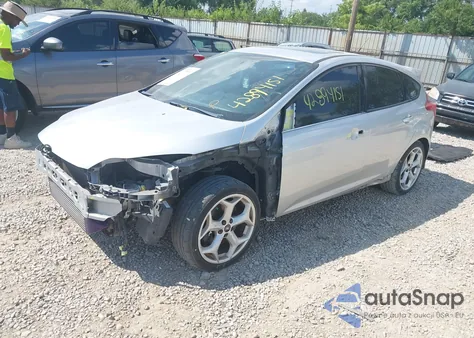 2014 Ford Focus St z USA, uszkodzony, nr VIN 1FADP3L96EL164339